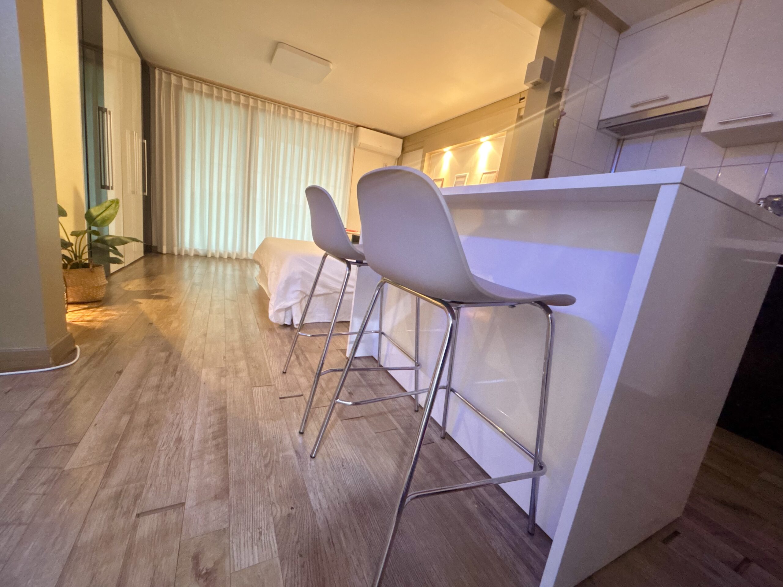 Suzak, each life, each artwork gallery image