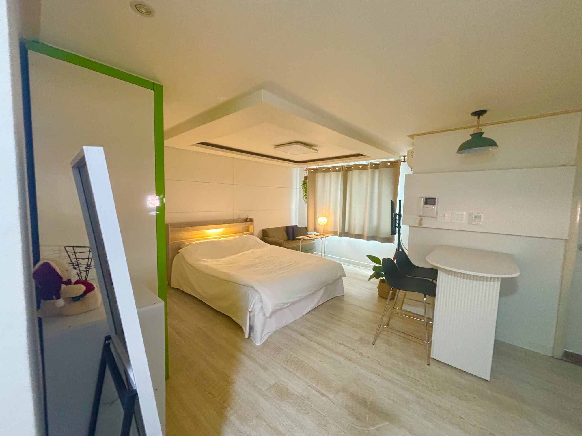 Yeondu, when you need green gallery image