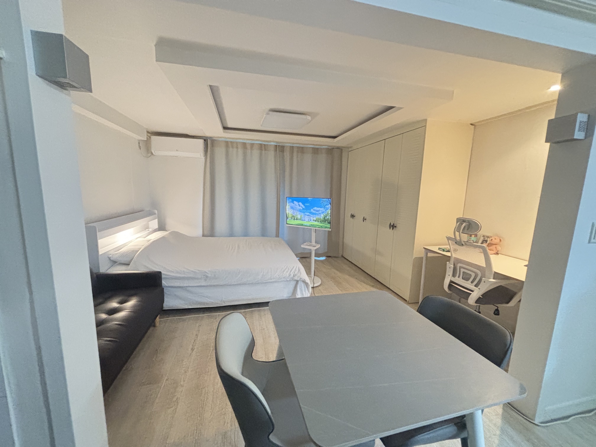 Dabang, shall we coffee gallery image