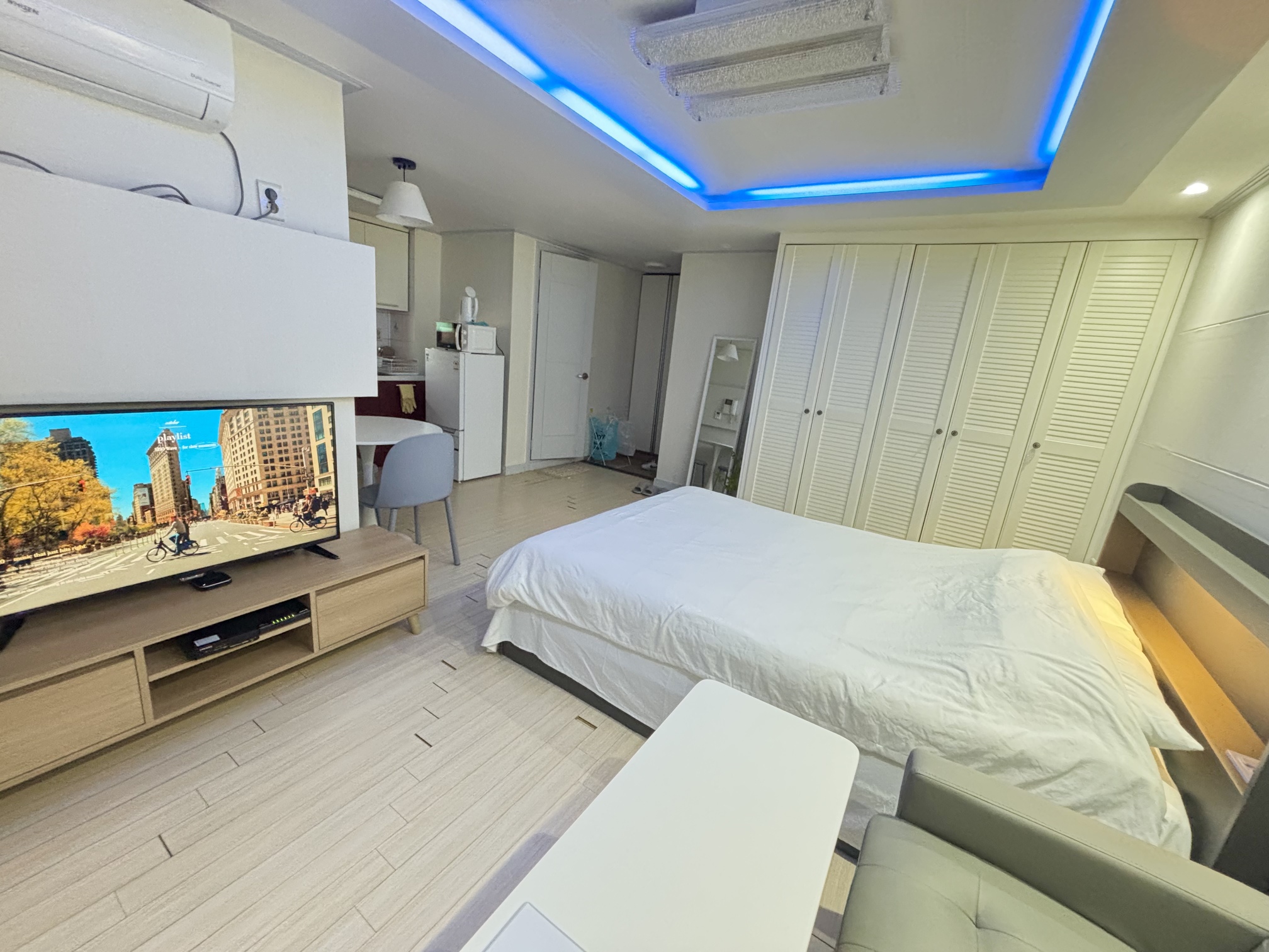 바다, 내 낡은 서랍 속 gallery image