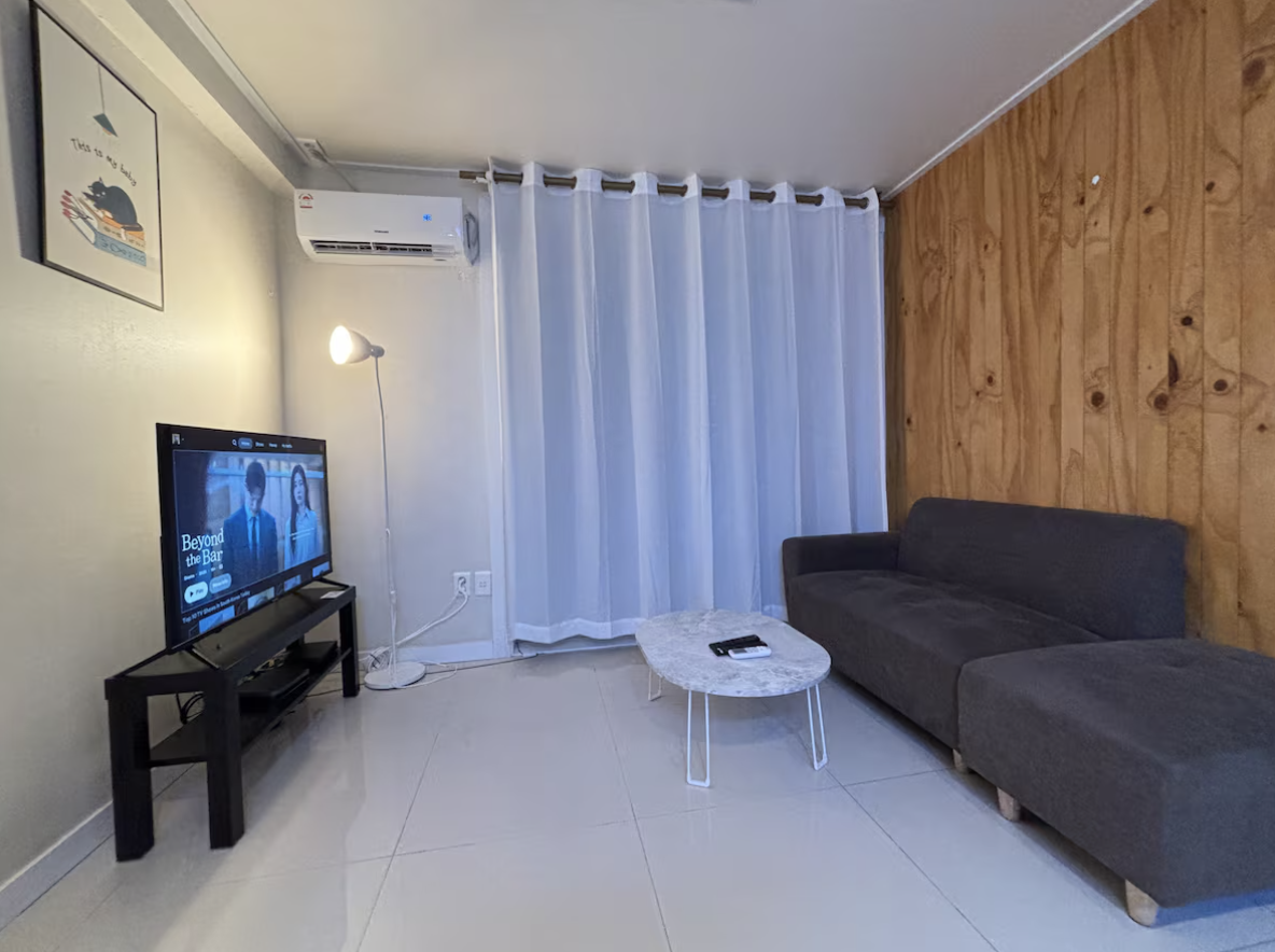 Goyo, Stillness in Motion gallery image