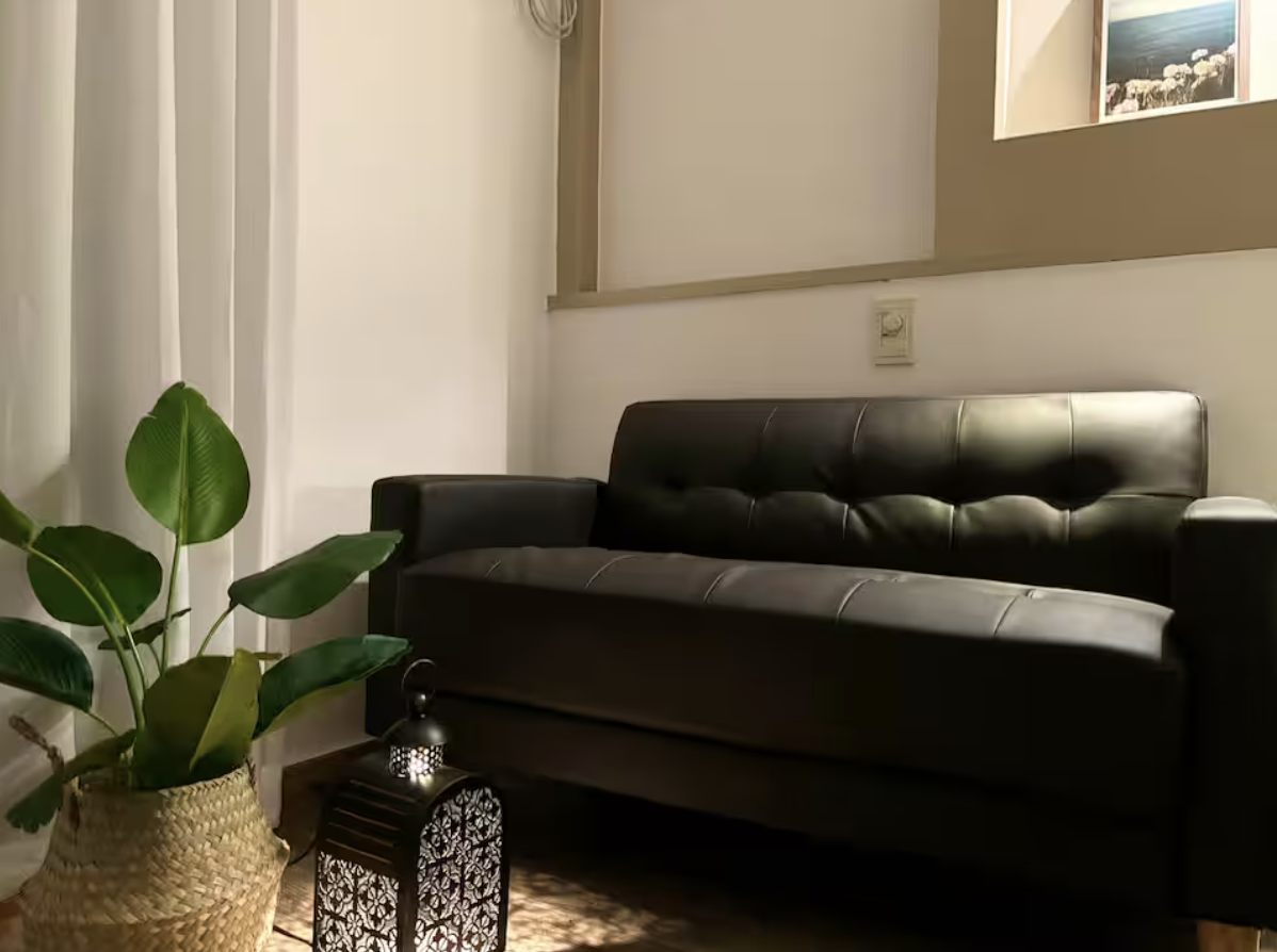 Suzak, each life, each artwork gallery image