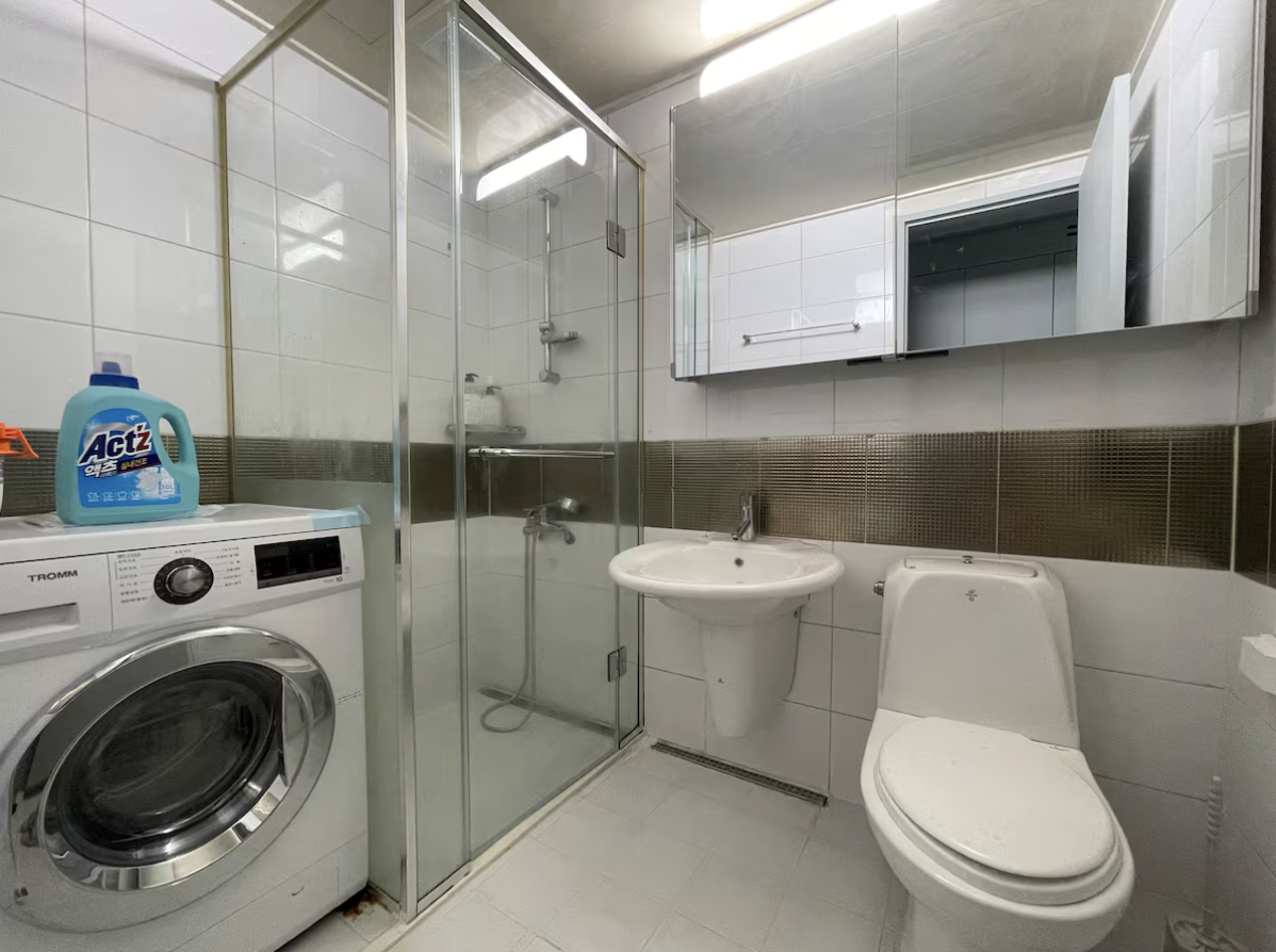 Zanzan, gentle toast to your day gallery image